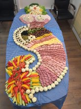 Колбасная русалка на 23 февраля.jpeg